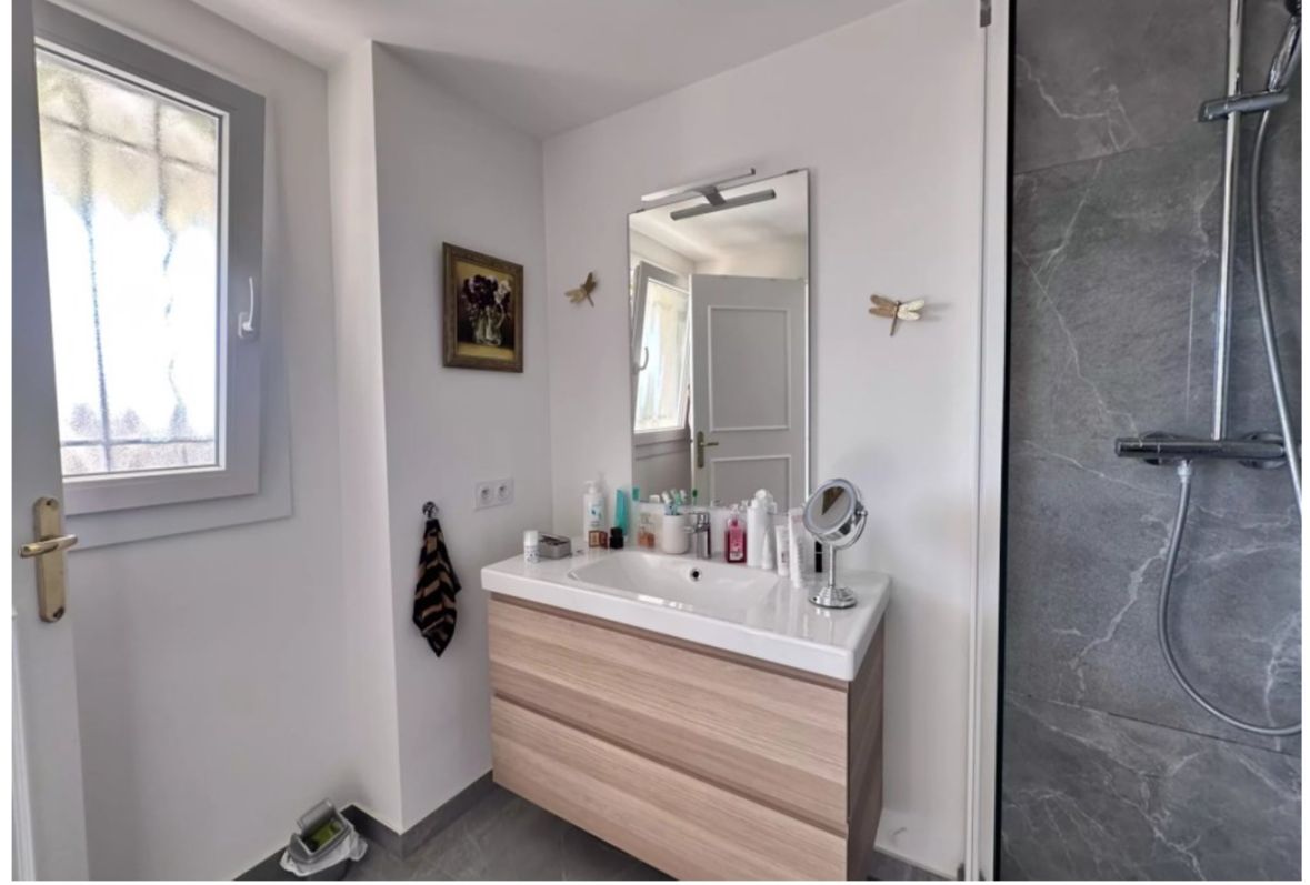 Flat in Cannes, France, 89 m² - picture 5