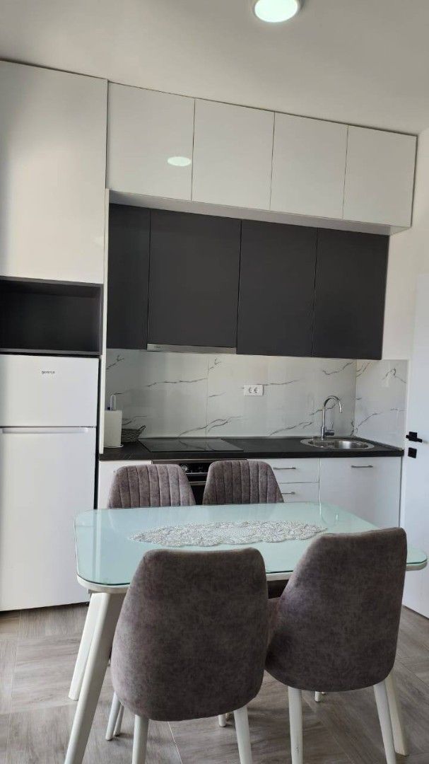 Flat in Bar, Montenegro, 30 m² - picture 1