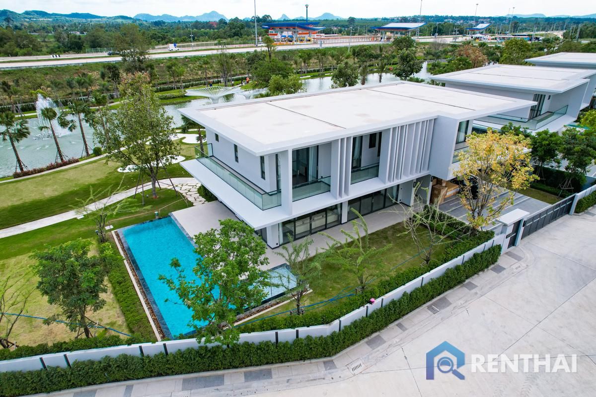 Villa in Pattaya, Thailand, 650 m² - picture 1