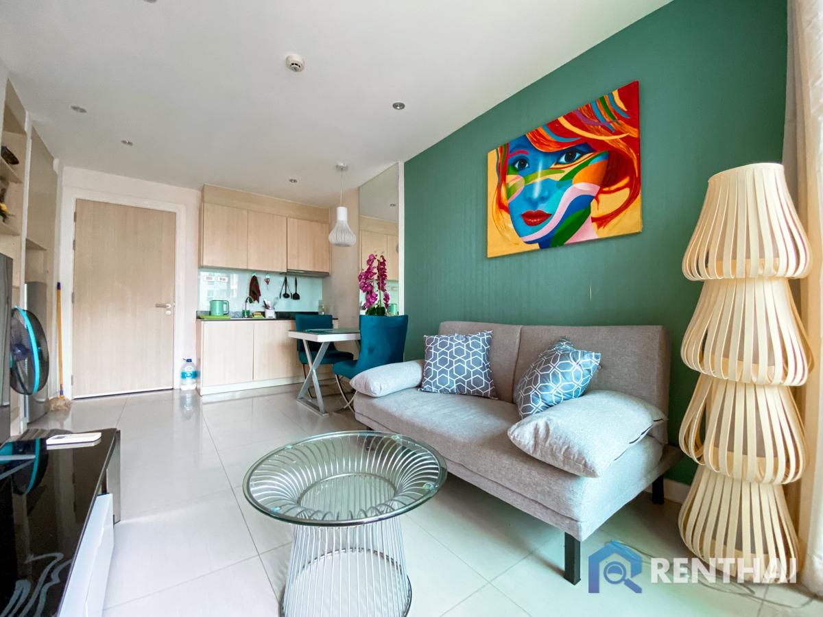 Apartment in Pratamnak, Thailand, 37 m² - picture 1