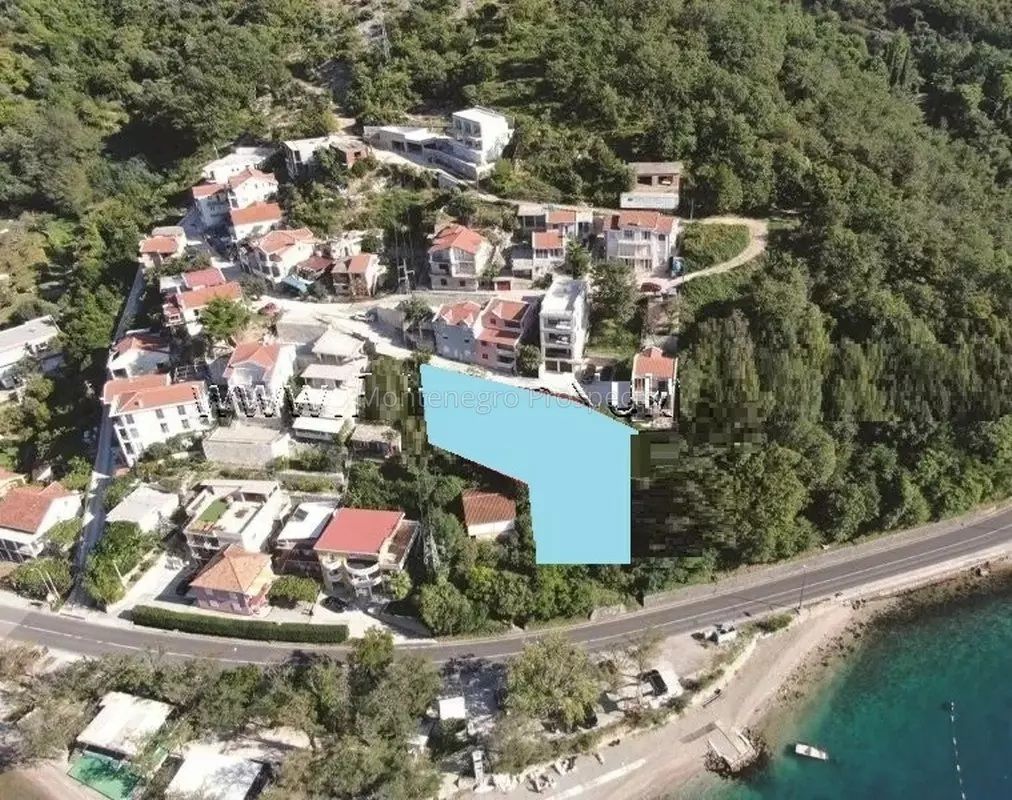 Grundstück in Lepetane, Montenegro, 621 m² - Foto 1