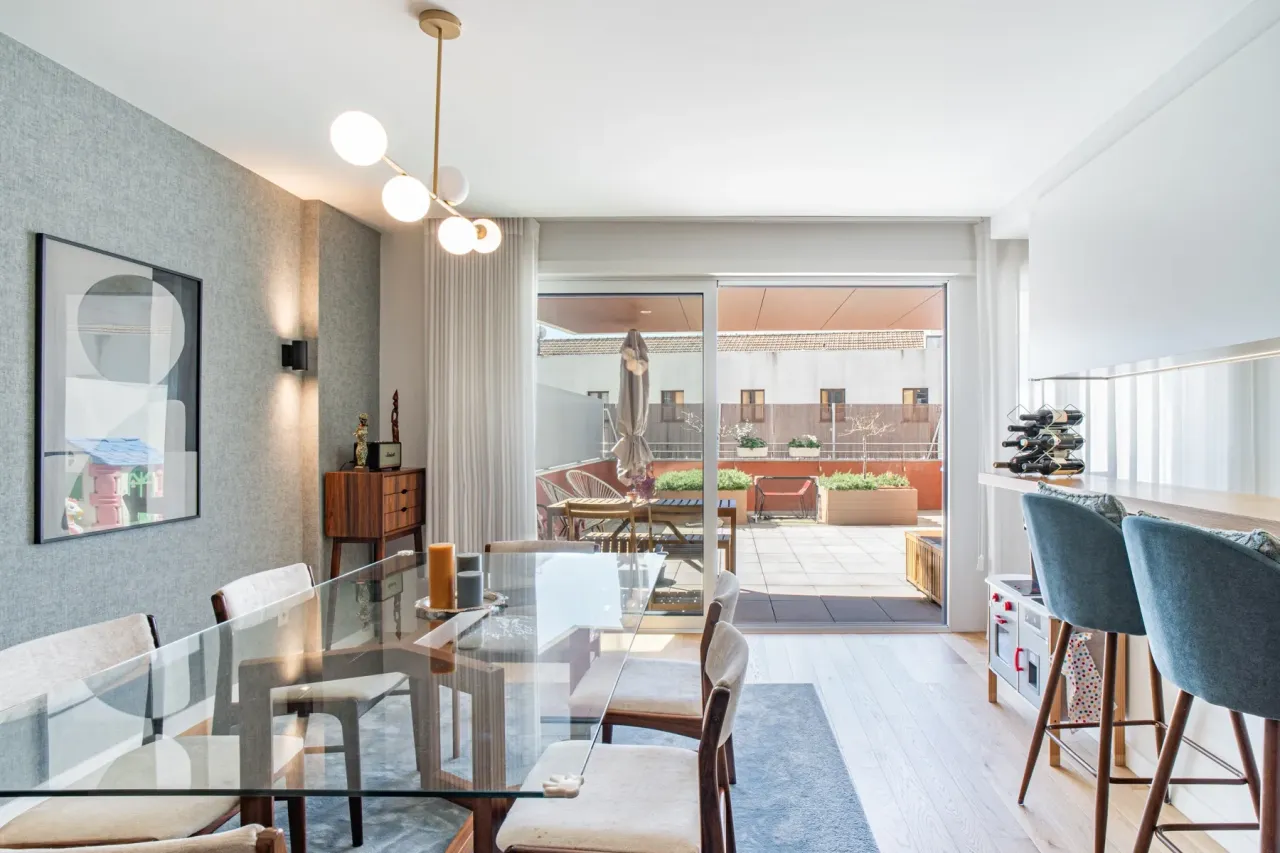 Appartement à Porto, Portugal, 148 m² - image 1