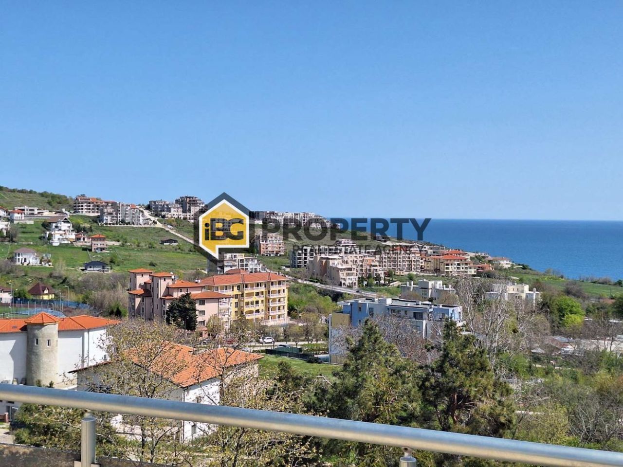 Flat in Byala, Bulgaria, 116 m² - picture 6