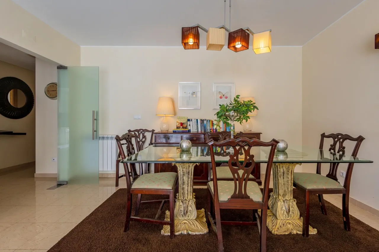 Apartment in Cascais, Portugal, 117 m² - picture 2