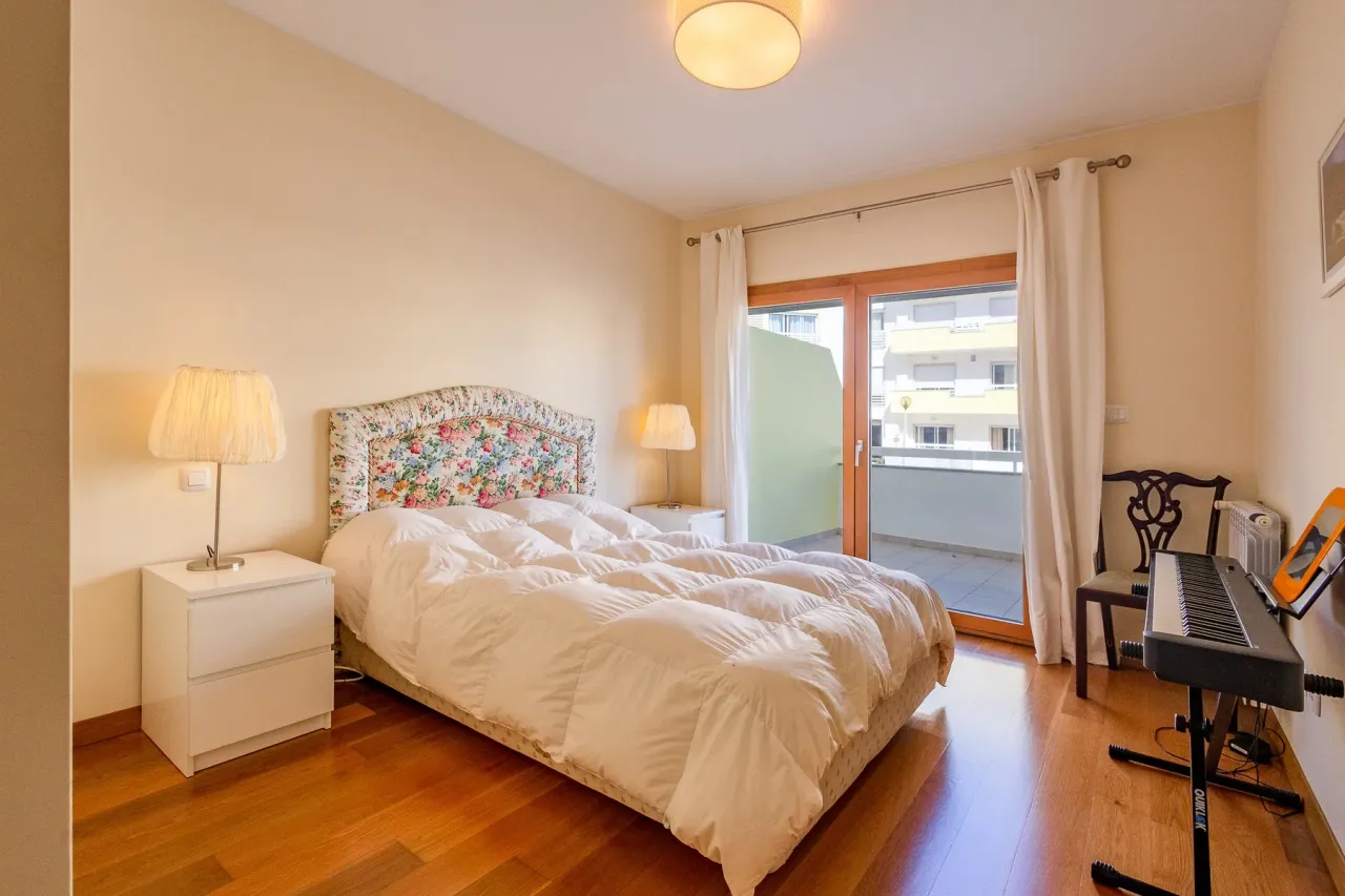 Apartment in Cascais, Portugal, 117 m² - picture 5