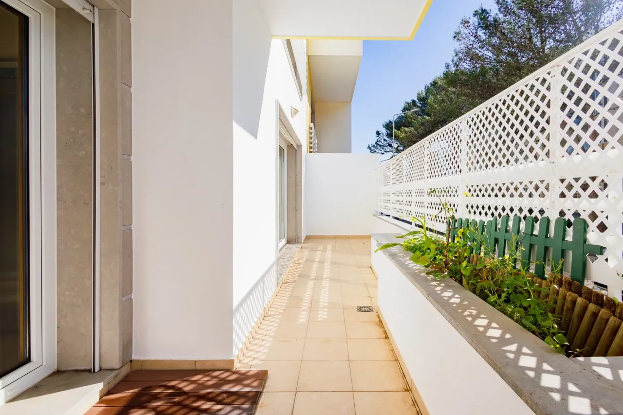 Apartment in Cascais, Portugal, 117 m² - picture 11