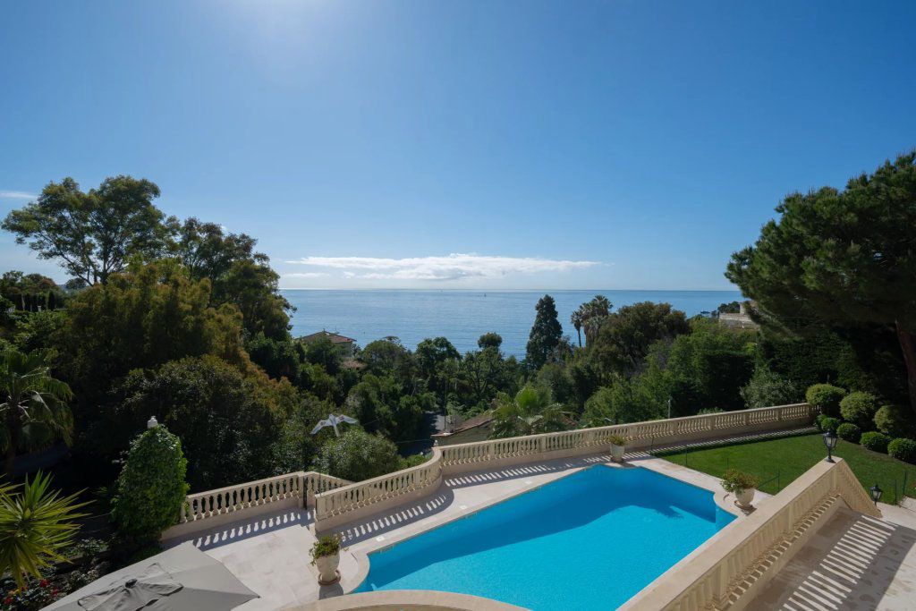 Villa in Cannes, France, 1 200 m² - picture 3