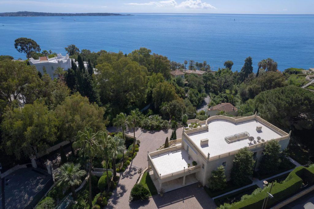 Villa in Cannes, France, 1 200 m² - picture 5