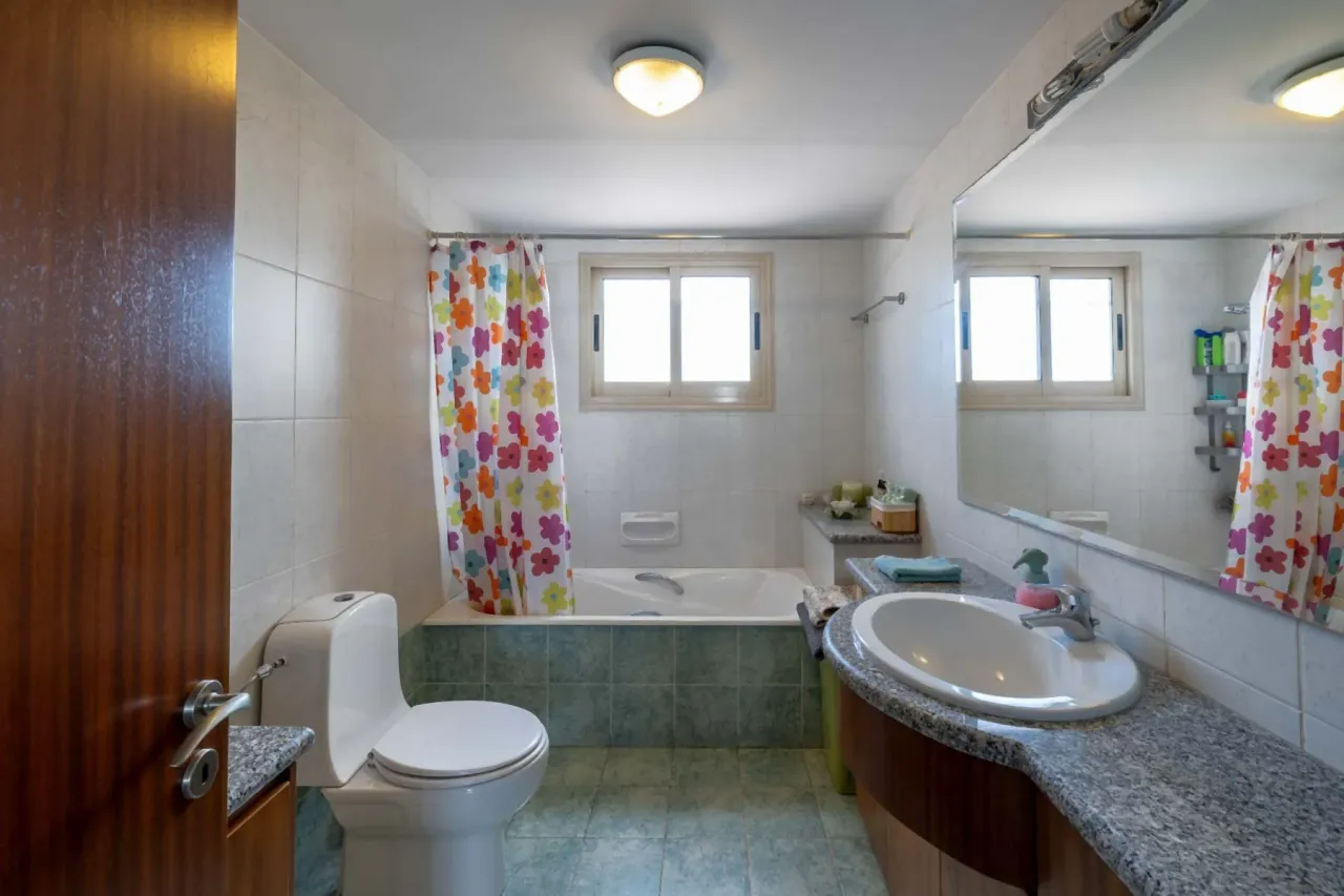 Villa in Limassol, Cyprus, 597 m² - picture 12