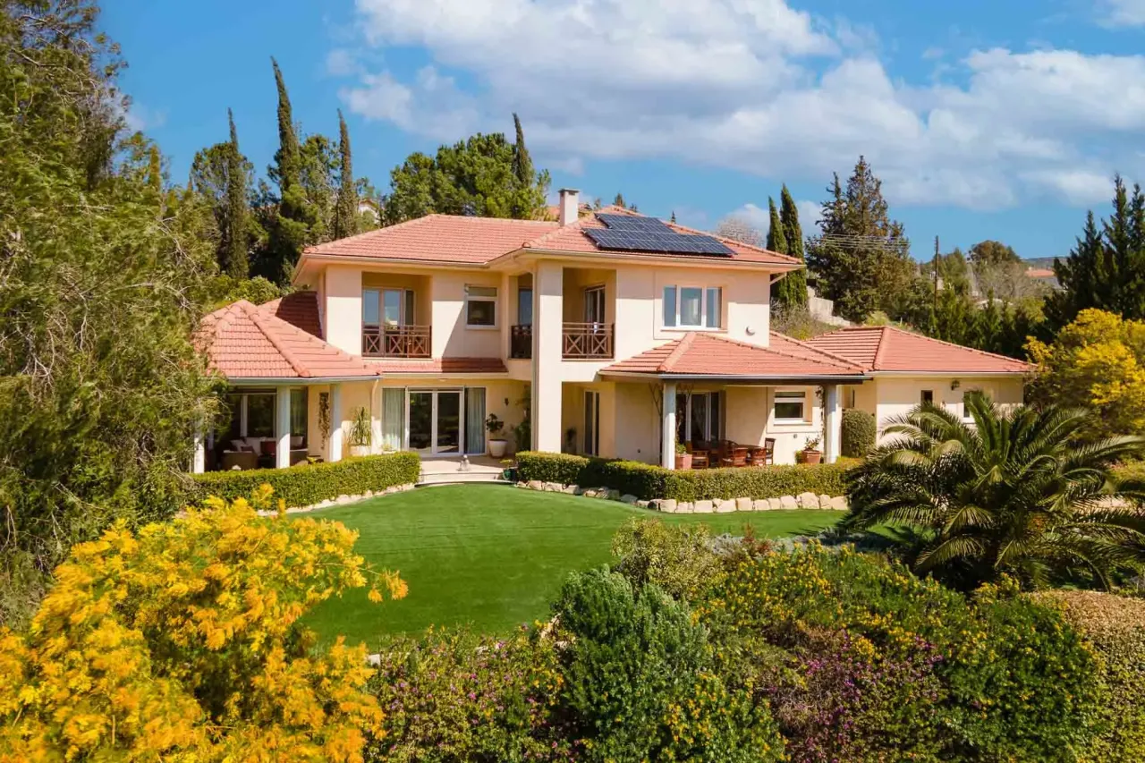Villa en Limasol, Chipre, 338 m² - imagen 1
