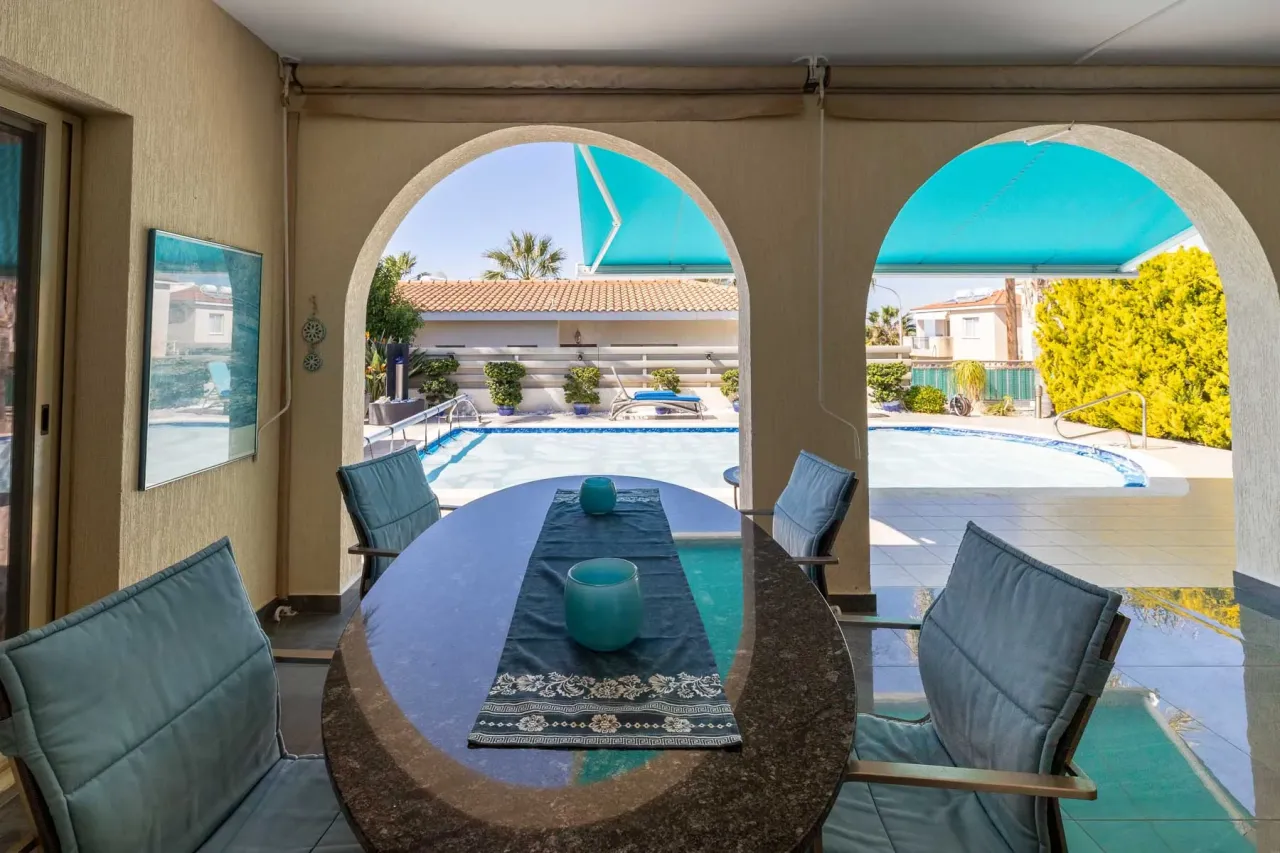 Villa en Pafos, Chipre, 206 m² - imagen 1