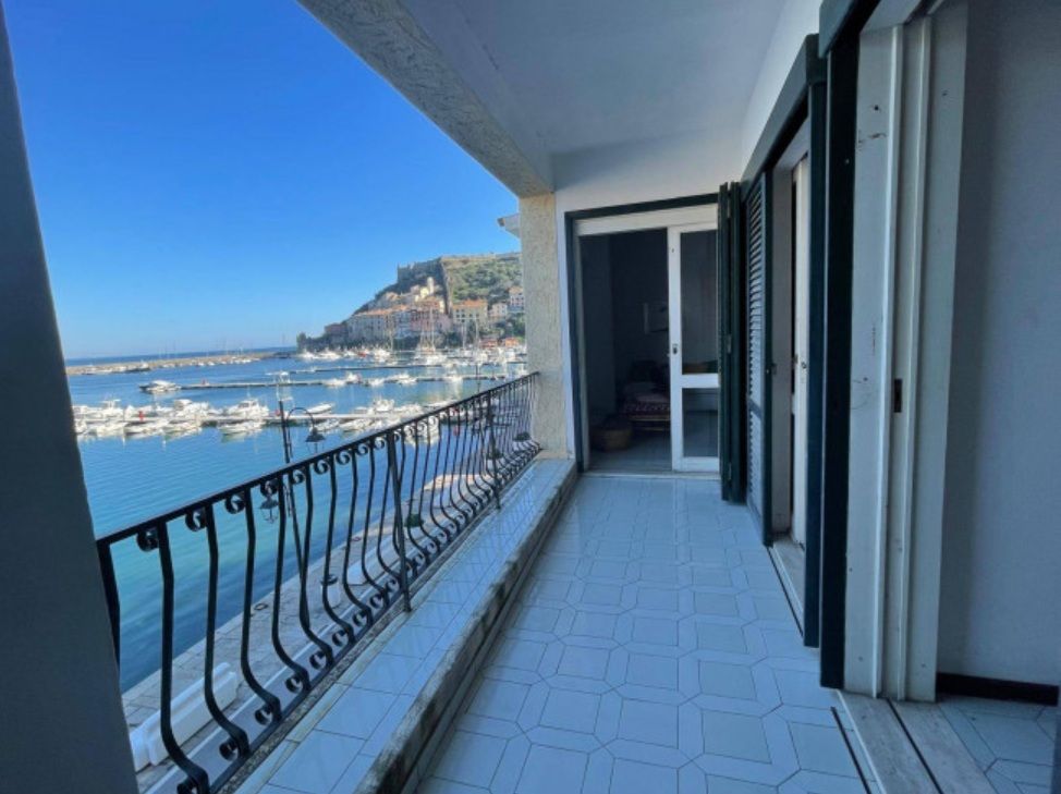 Flat in Porto Ercole, Italy, 95 m² - picture 1