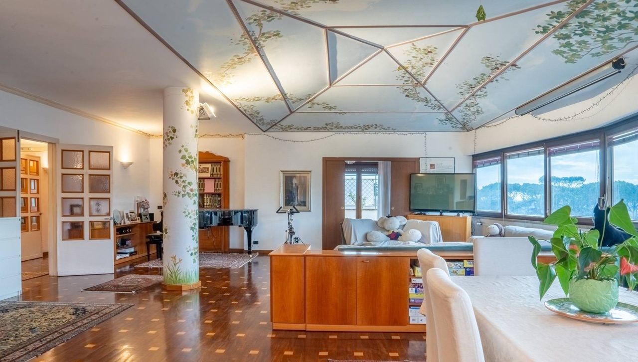 Ático en Roma, Italia, 240 m² - imagen 1