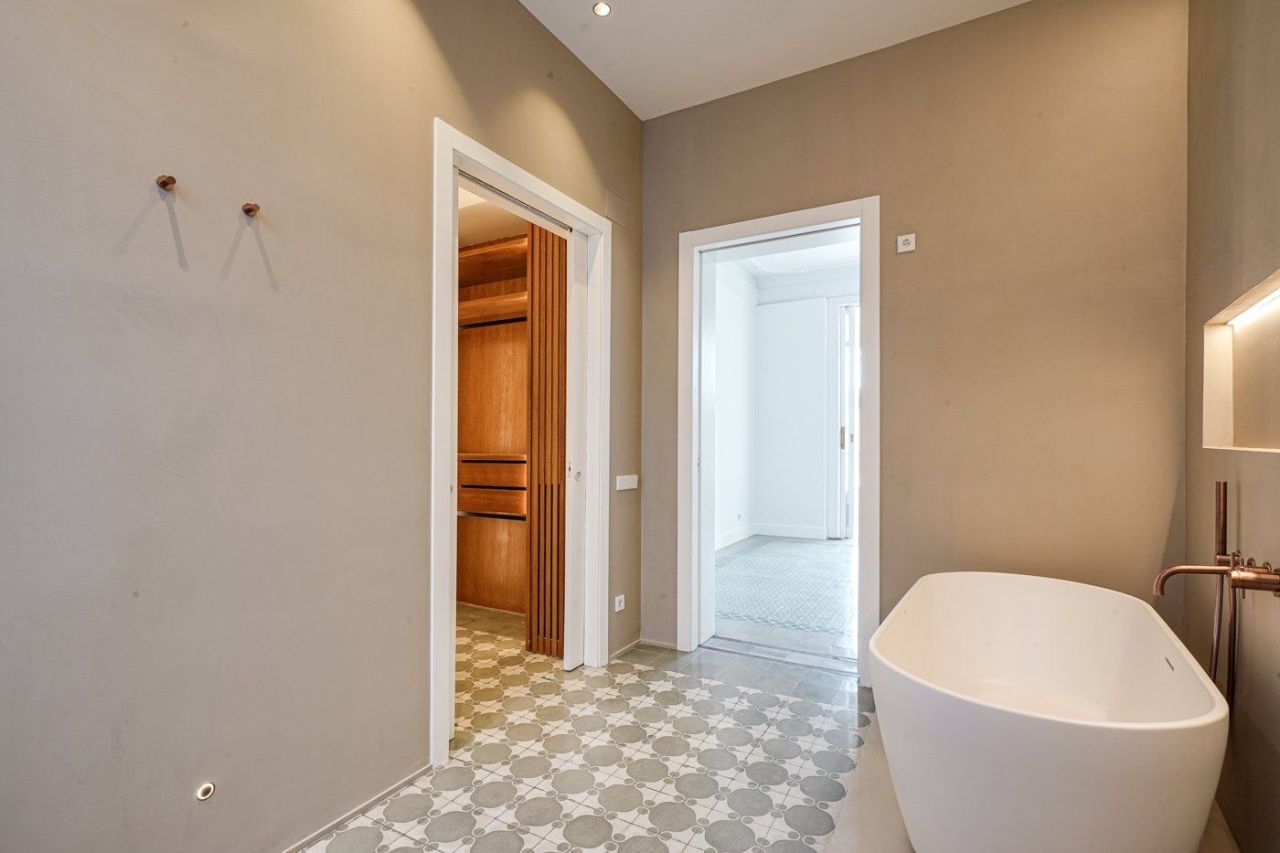 Appartement à Barcelone, Espagne, 172 m² - image 17
