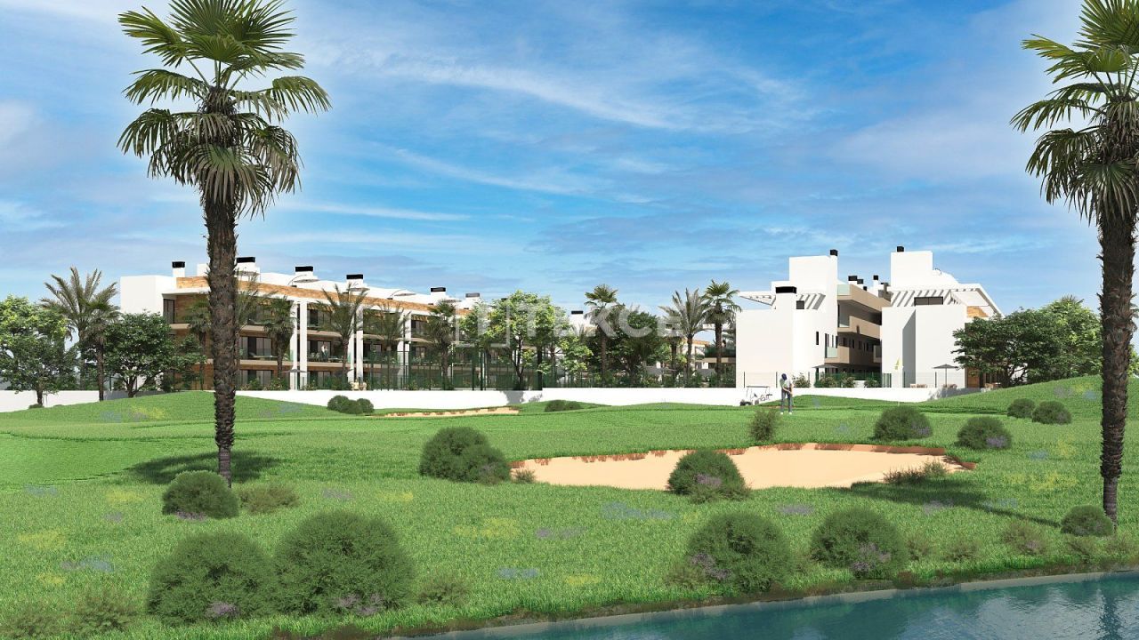 Ático en Los Alcázares, España, 88 m² - imagen 1