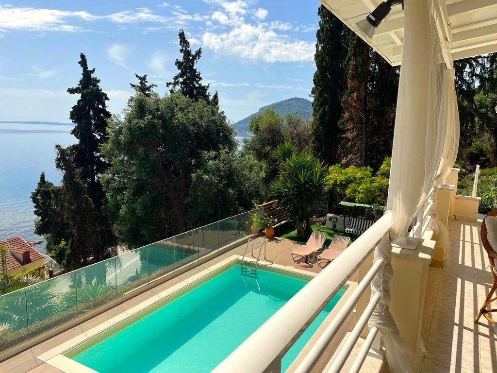 Villa en Corfú, Grecia, 255 m² - imagen 1
