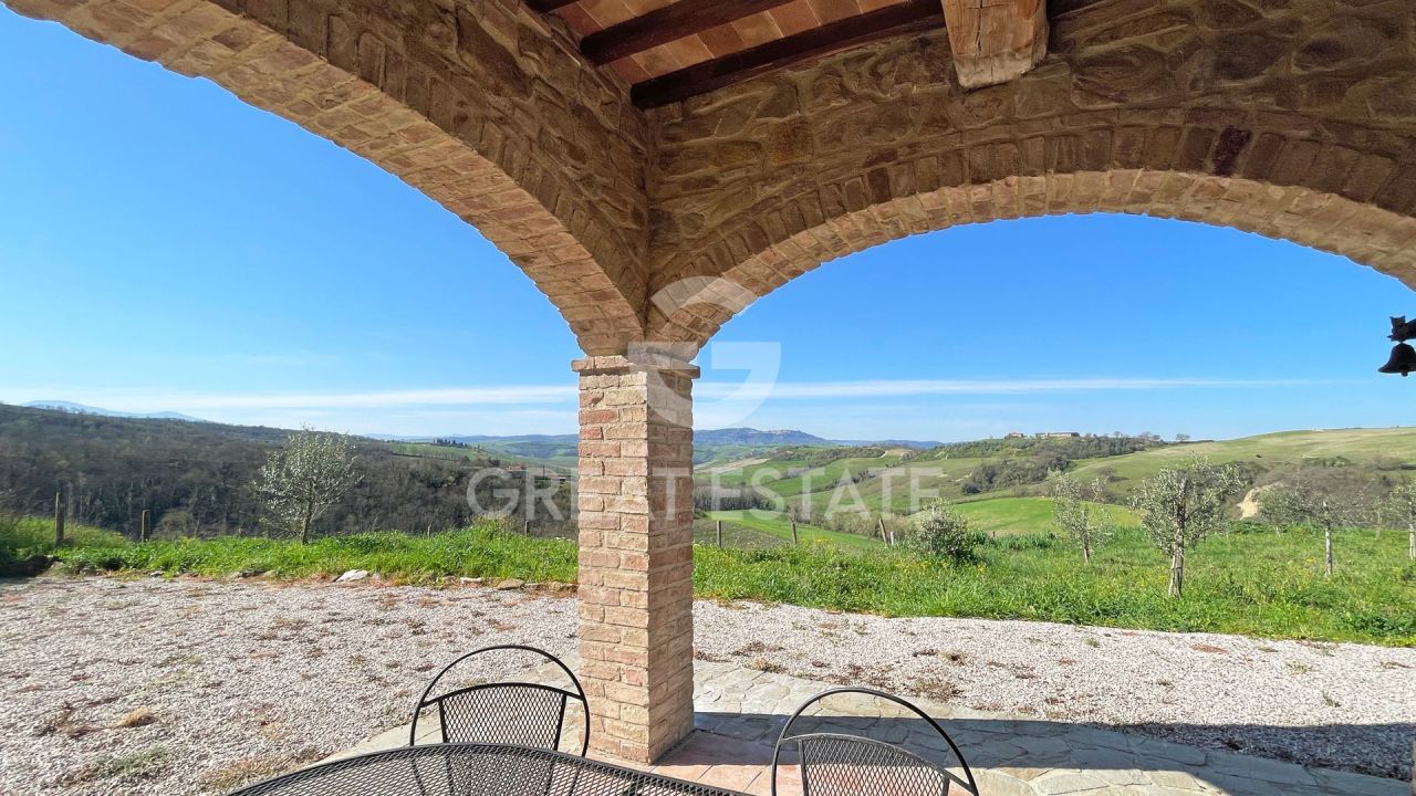 House in Montalcino, Italy, 142.1 m² - picture 1