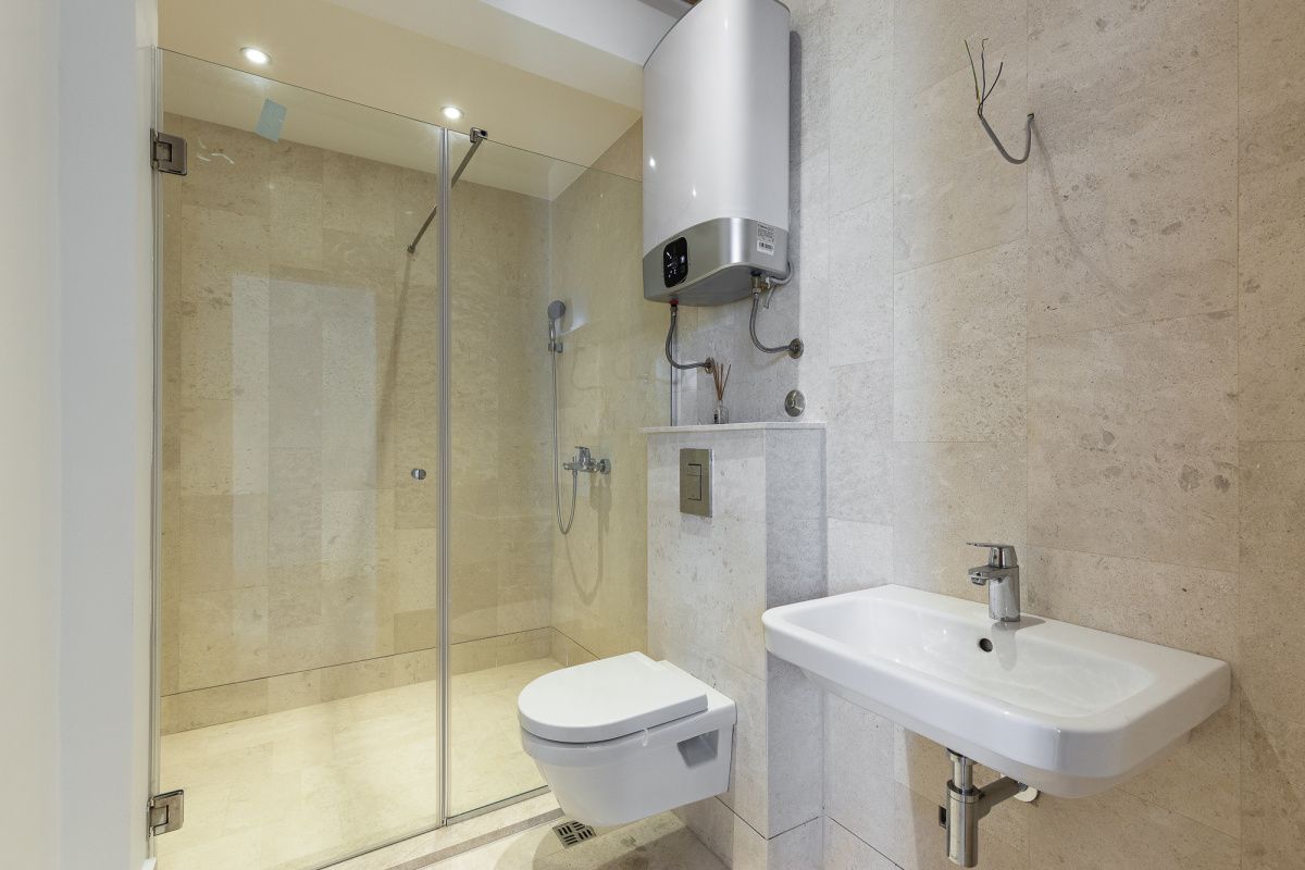 Flat in Rafailovici, Montenegro, 100 m² - picture 1