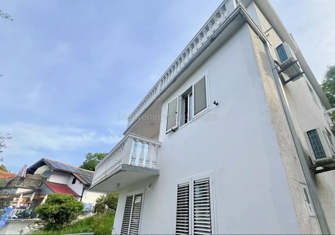 Maison à Dobra Voda, Monténégro, 195 m² - image 2