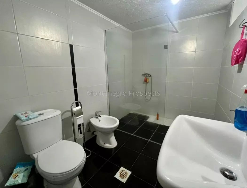 Maison à Dobra Voda, Monténégro, 195 m² - image 6