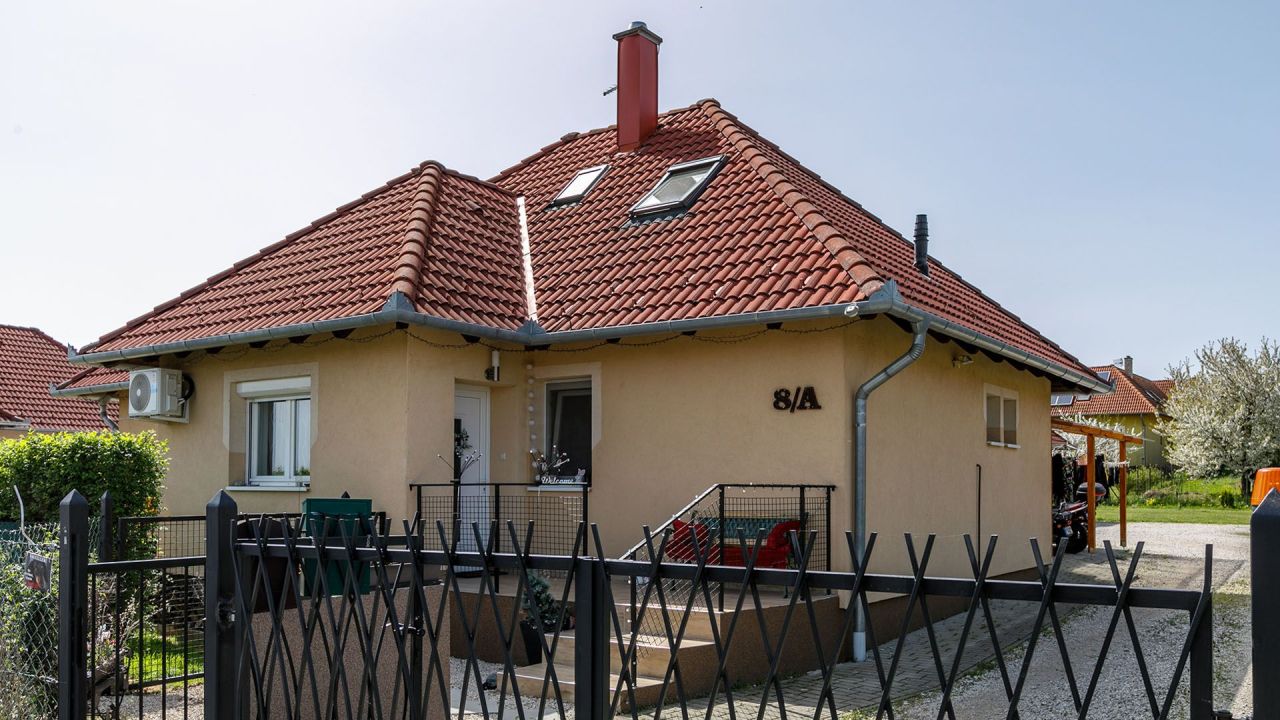 Casa en Keszthely, Hungría, 170 m² - imagen 1