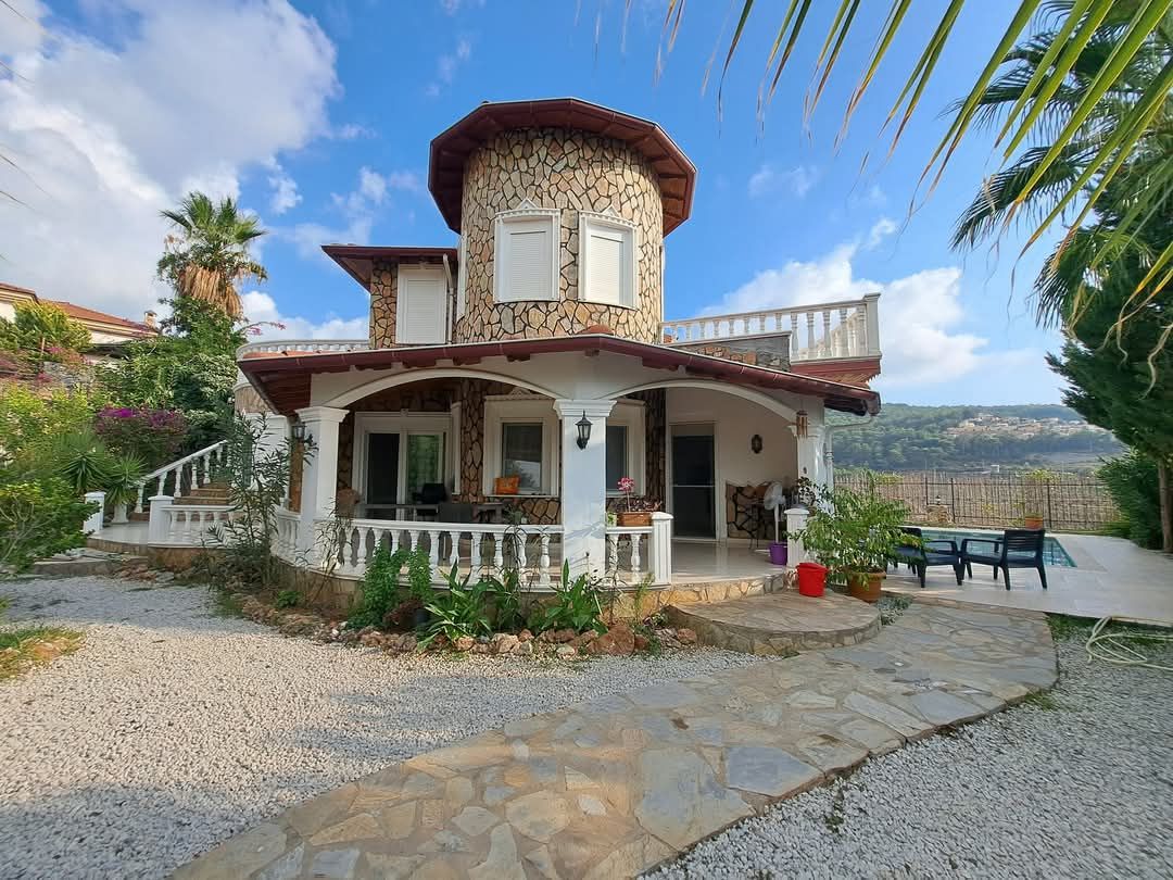 Villa in Alanya, Türkei, 170 m² - Foto 1