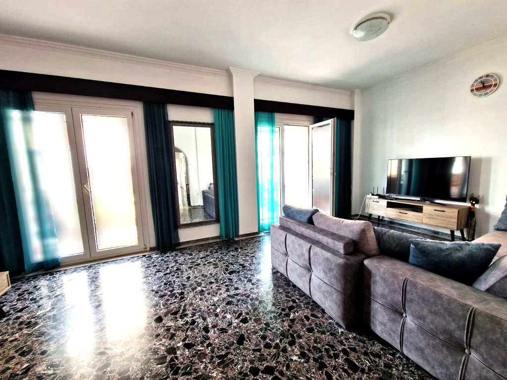Apartamento en Loutraki, Grecia, 116 m² - imagen 1