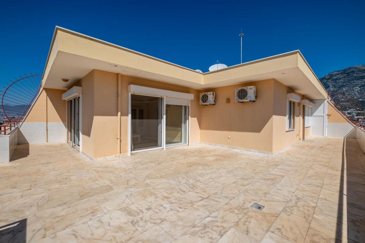 Ático en Alanya, Turquia, 310 m² - imagen 17