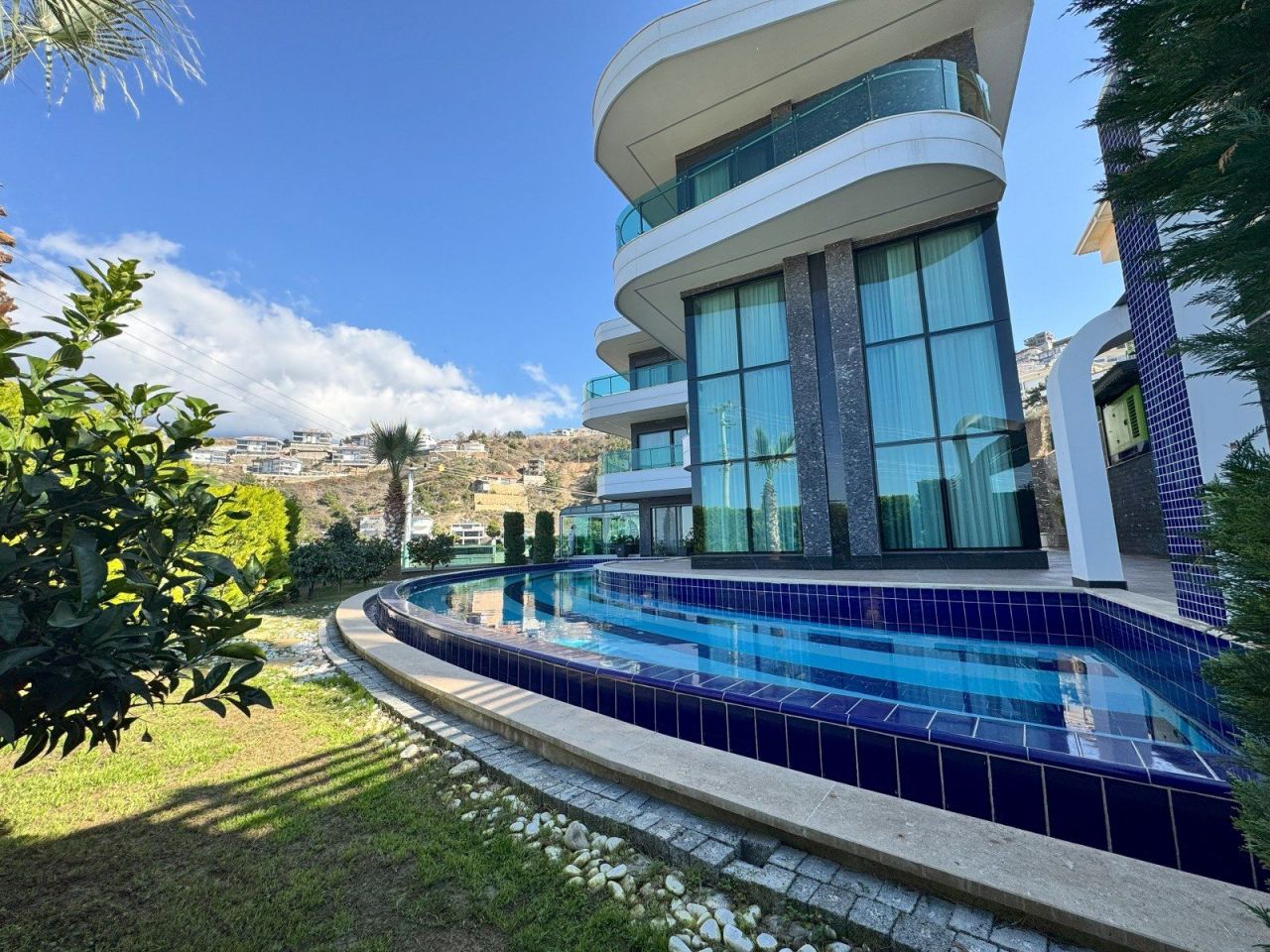 Villa en Alanya, Turquia, 440 m² - imagen 1