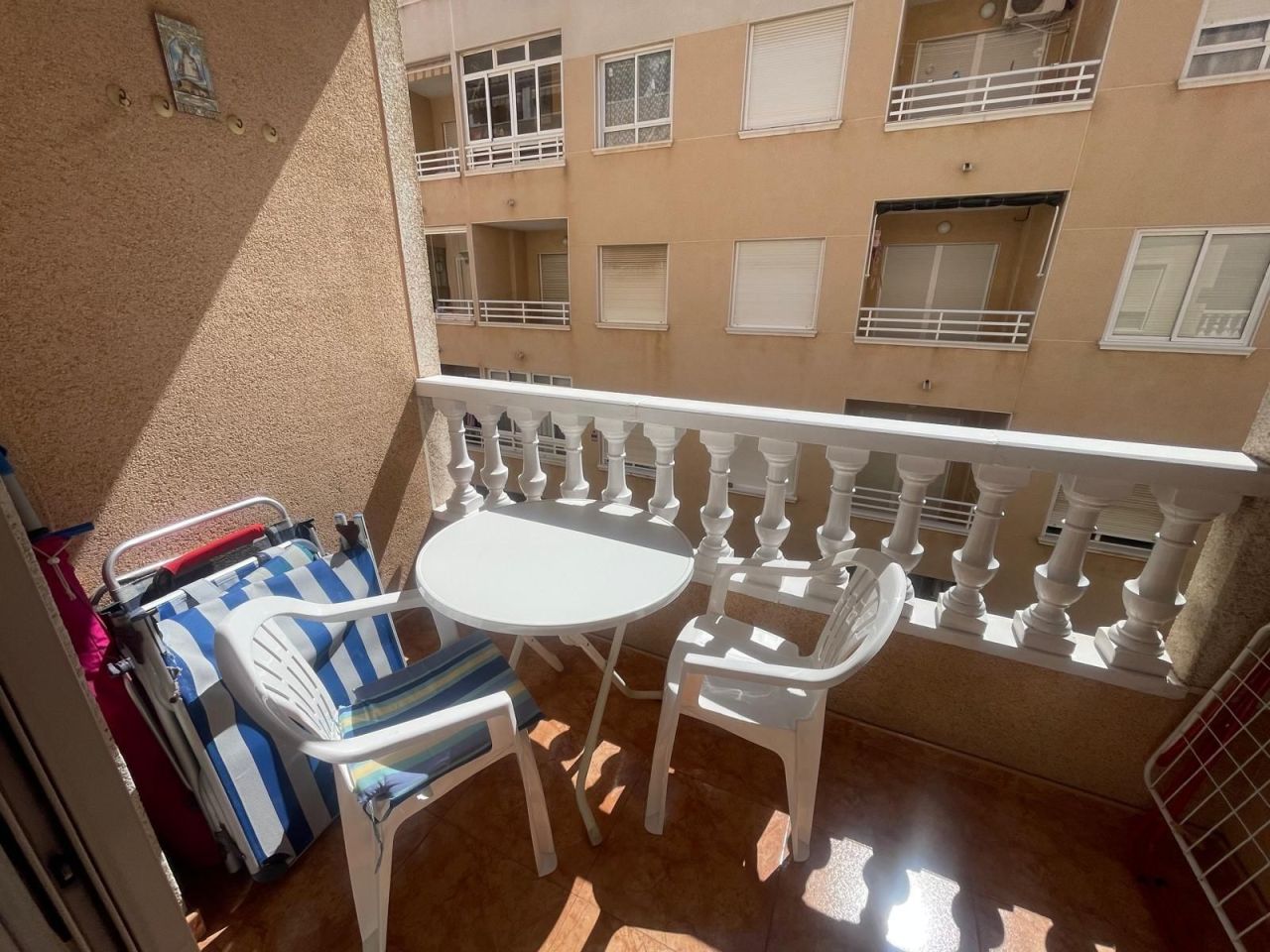 Appartement à Torrevieja, Espagne, 68 m² - image 1