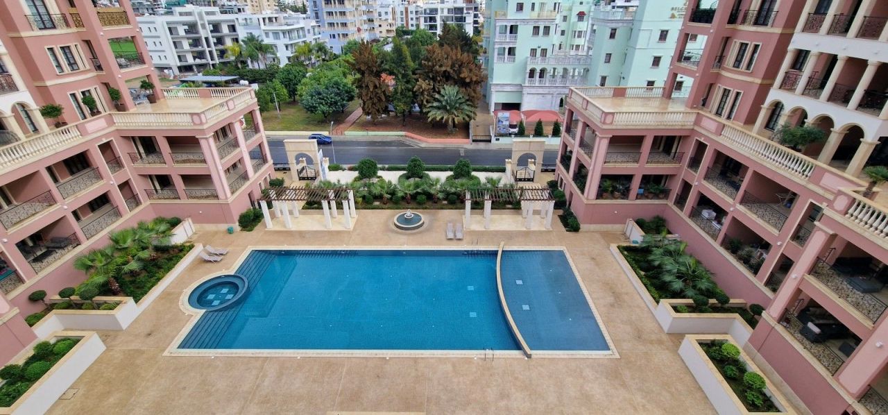 Penthouse in Limassol, Cyprus, 140 m² - picture 1