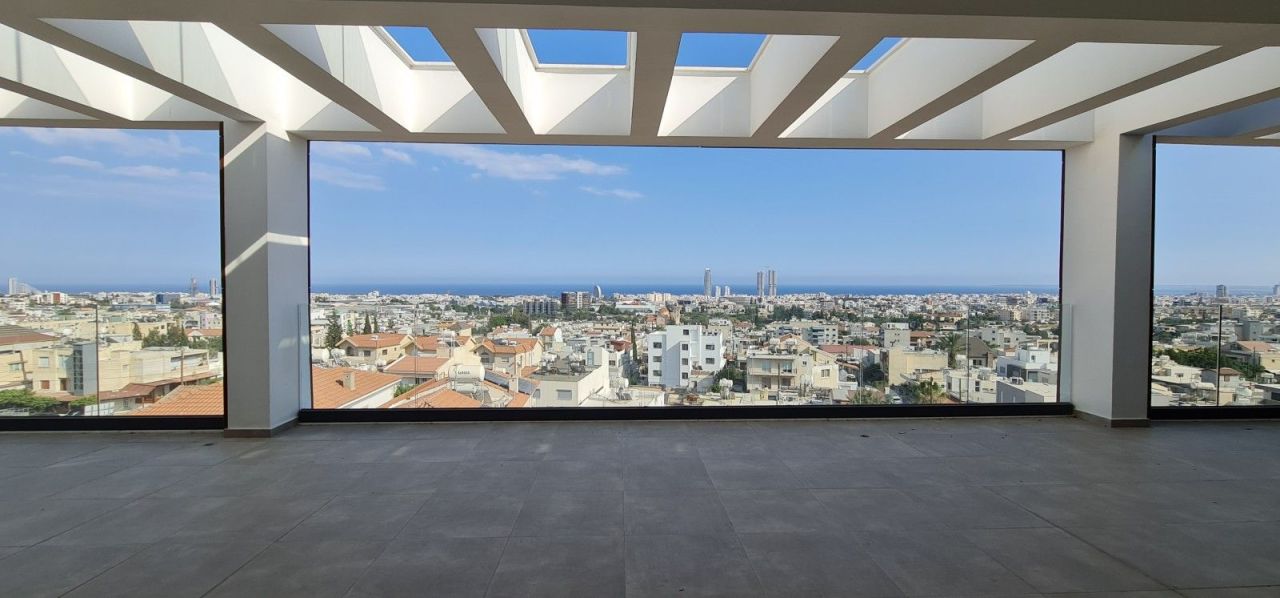 Penthouse in Limassol, Cyprus, 153 m² - picture 1