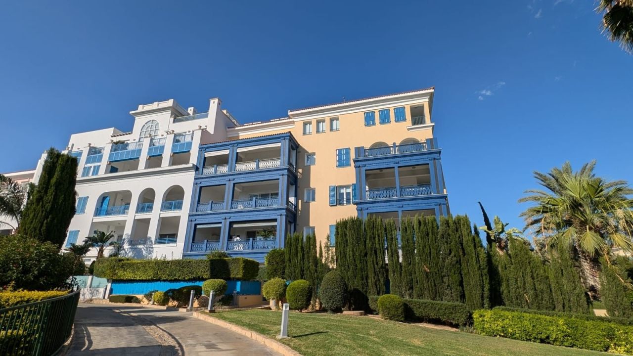 Apartment in Limassol, Cyprus, 144 m² - picture 1