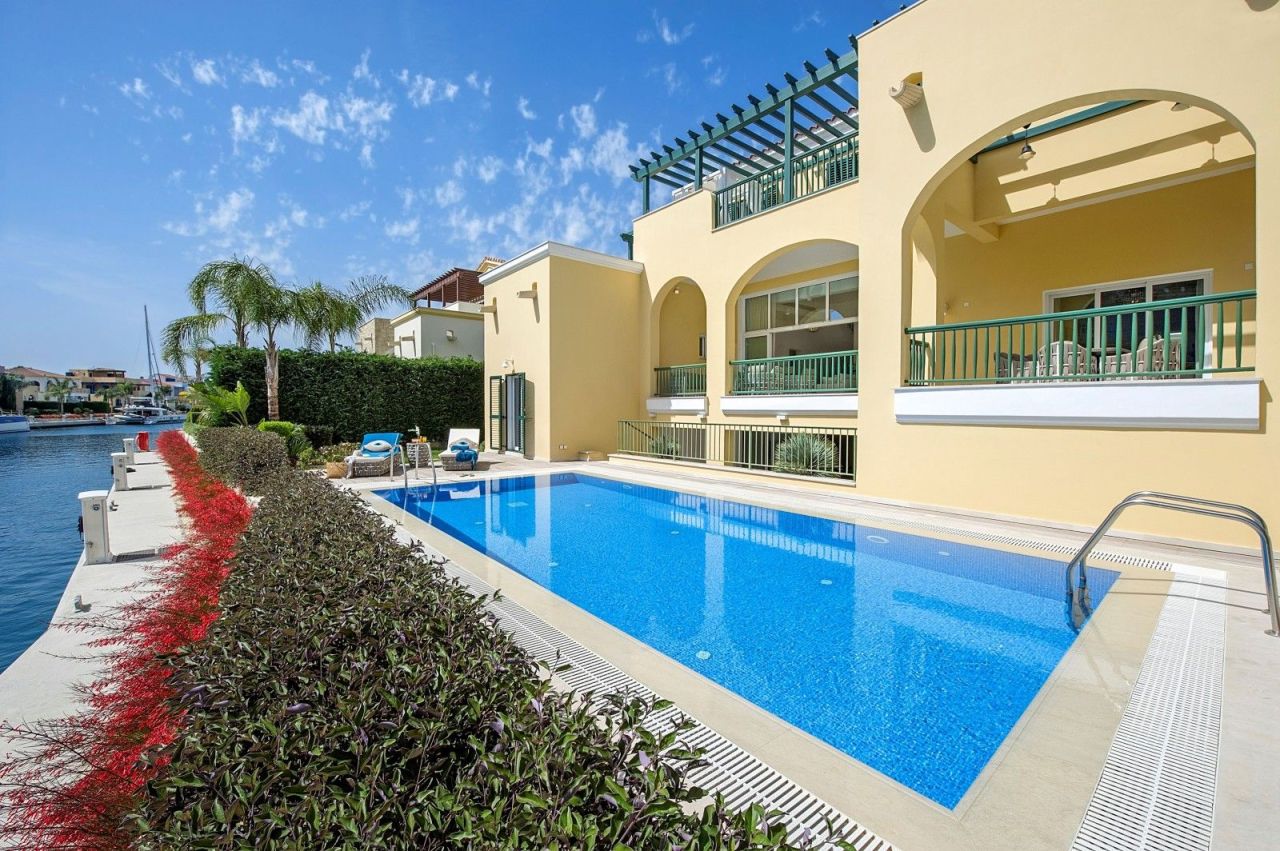 Villa a Limassol, Cipro, 490 m² - foto 5