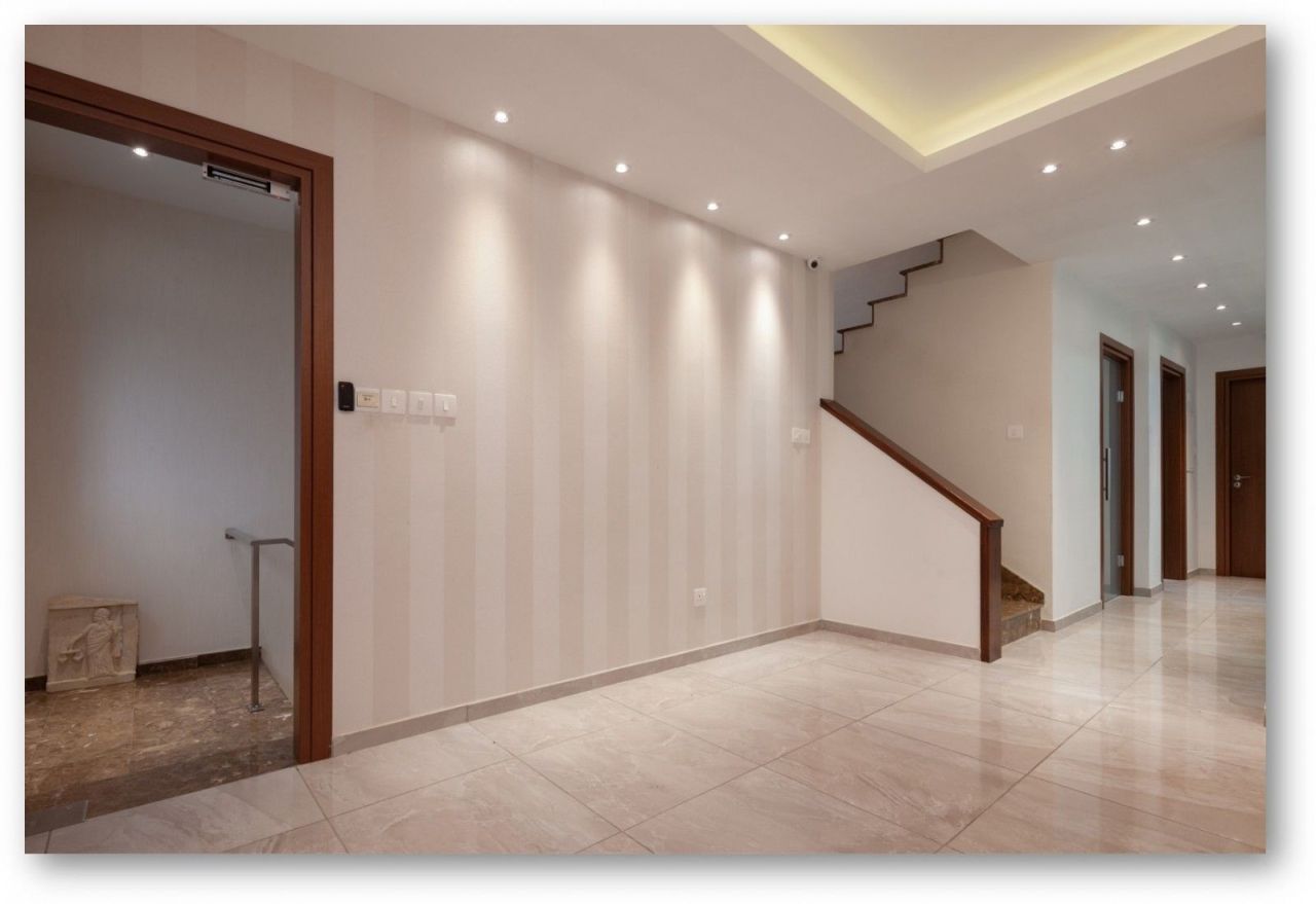 Office in Limassol, Cyprus, 479 m² - picture 10