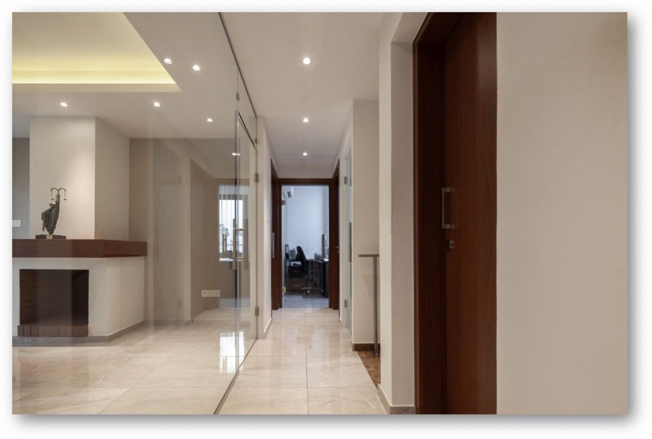 Office in Limassol, Cyprus, 479 m² - picture 19