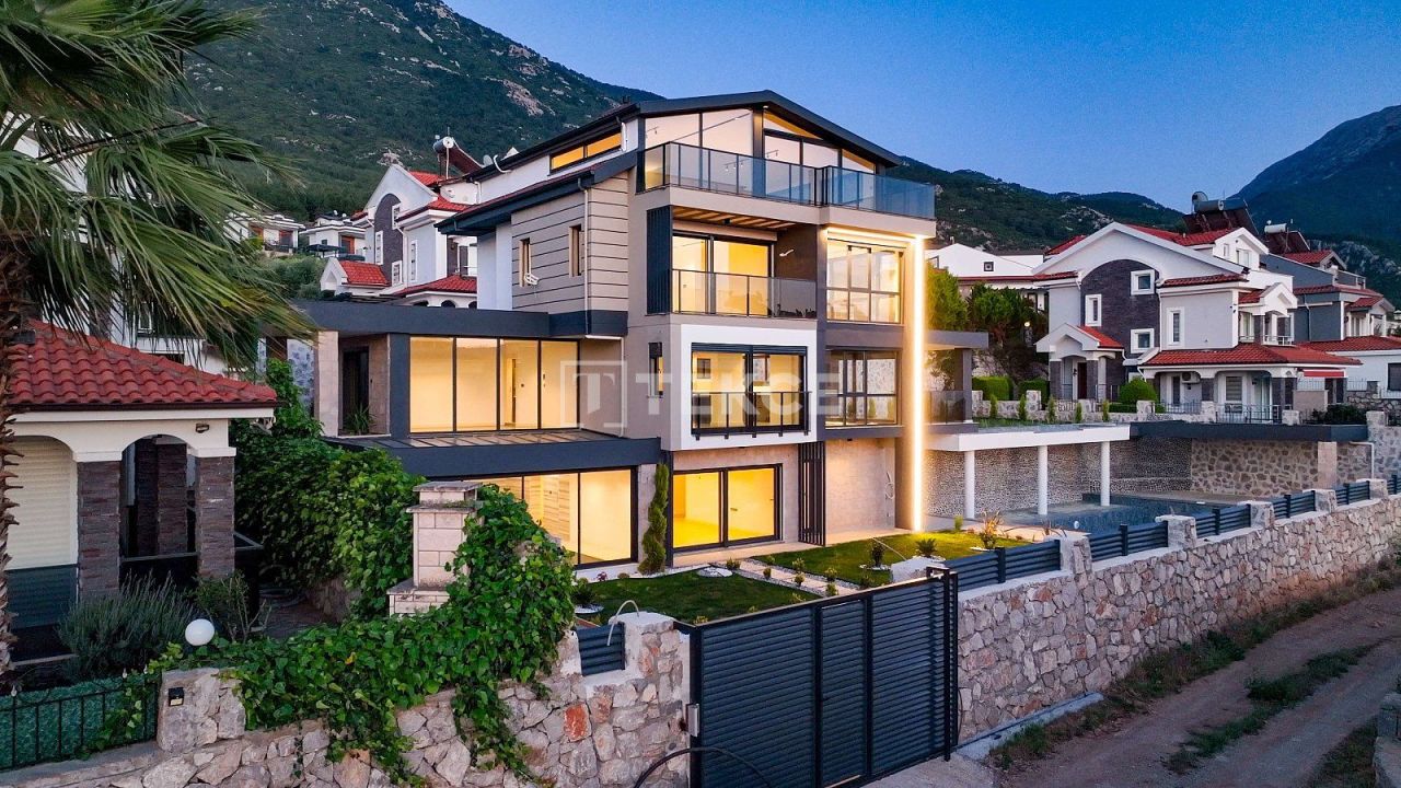Villa en Fethiye, Turquia, 447 m² - imagen 2
