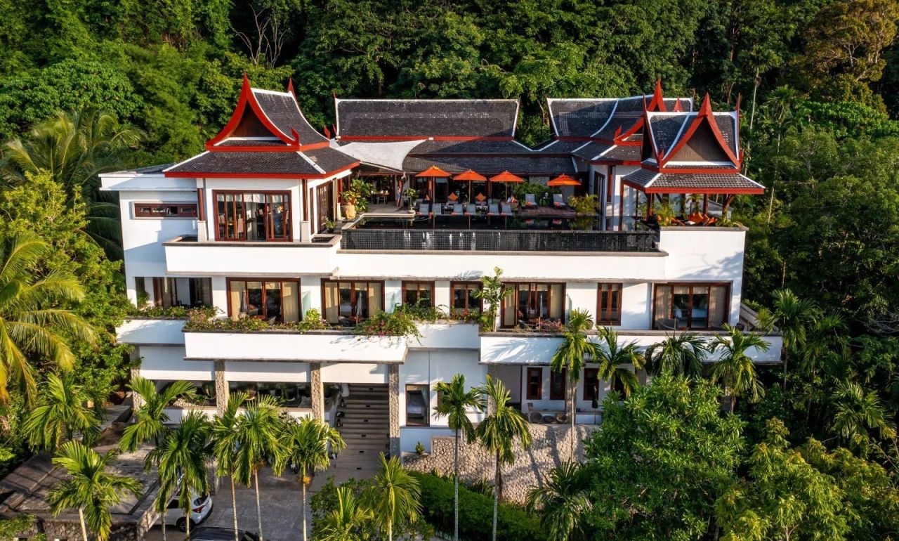 Villa in Phuket, Thailand, 1 590 m² - picture 1