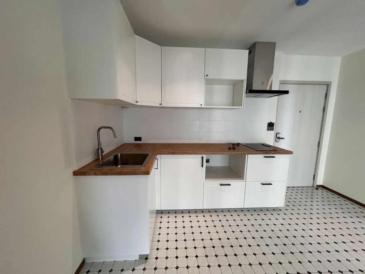 Apartment in Phuket, Thailand, 59 m² - picture 4