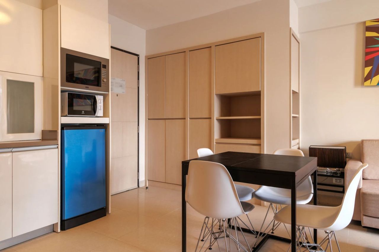 Apartamento en Phuket, Tailandia, 62 m² - imagen 8