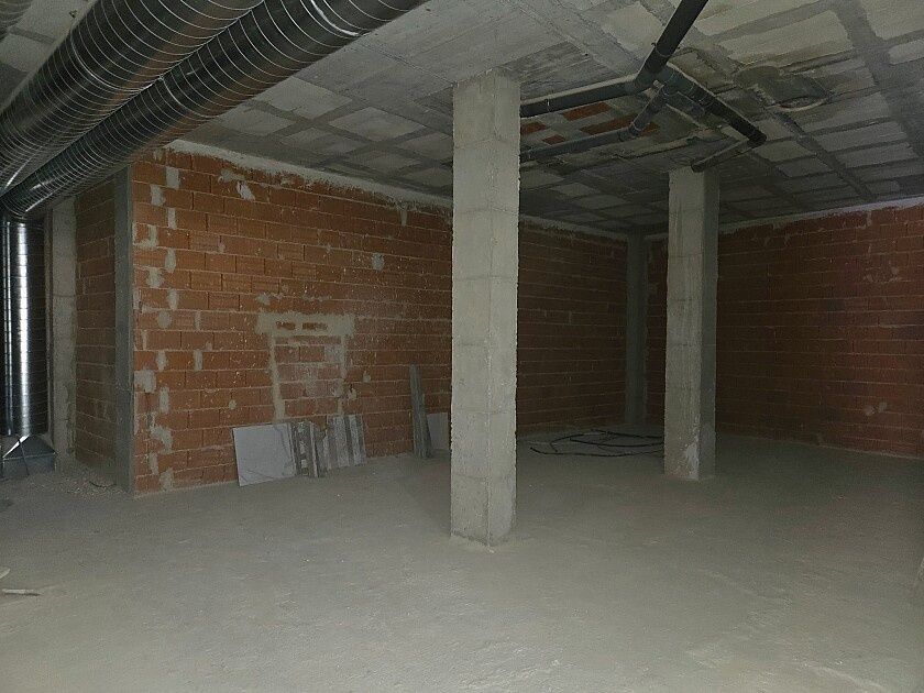 Commercial property in Torrevieja, Spain, 250 m² - picture 4