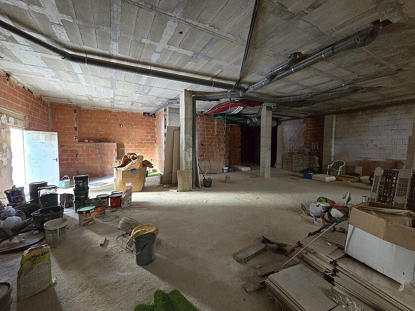 Commercial property in Torrevieja, Spain, 250 m² - picture 6