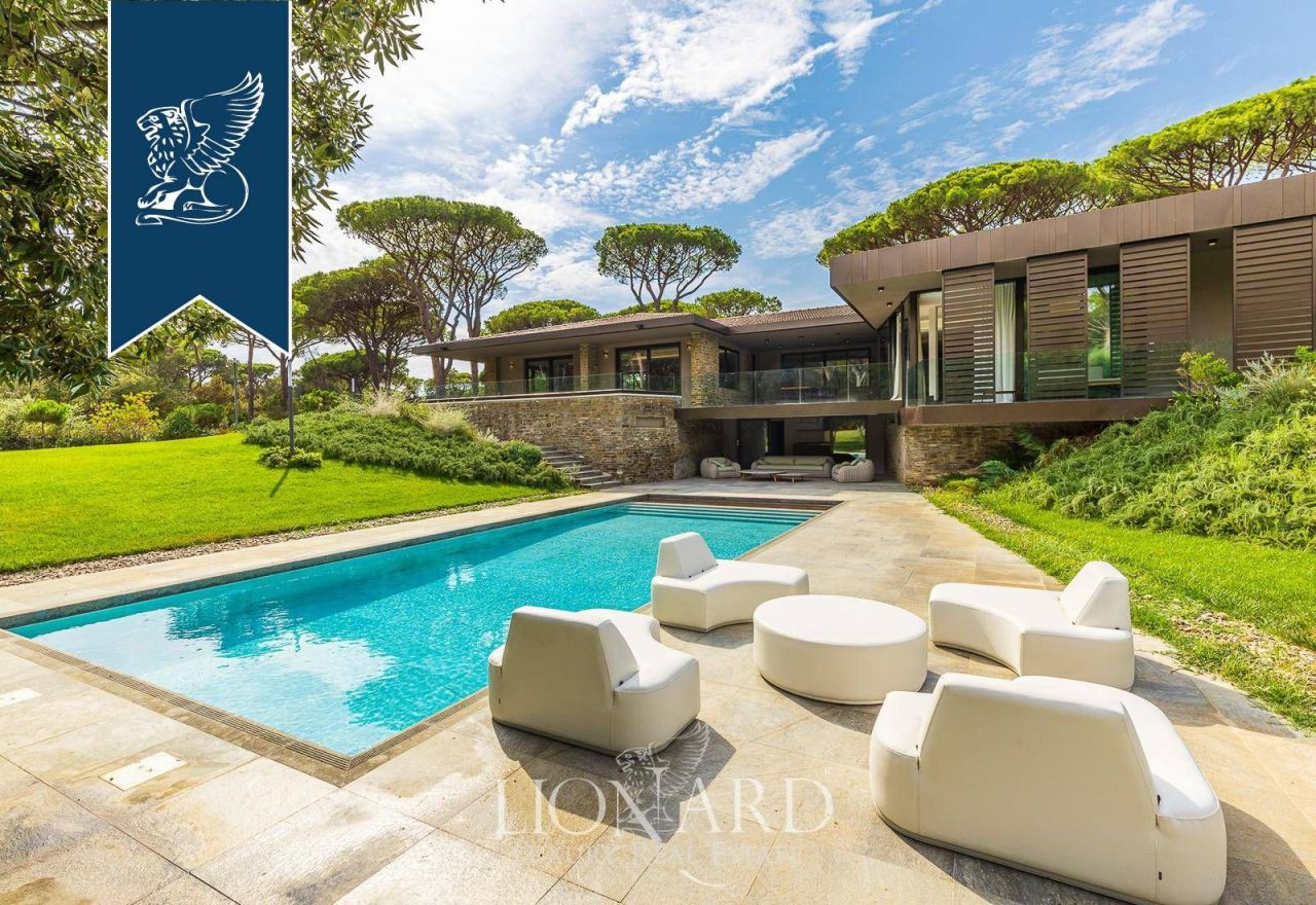 Villa en Castiglione della Pescaia, Italia, 410 m² - imagen 1