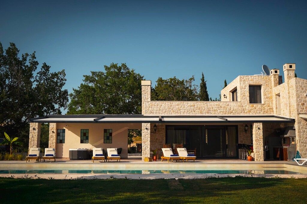 Villa in Korfu, Griechenland, 200 m² - Foto 1