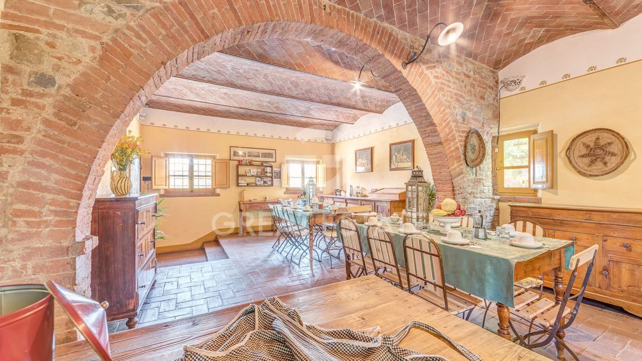 Maison à Foiano della Chiana, Italie, 484 m² - image 12