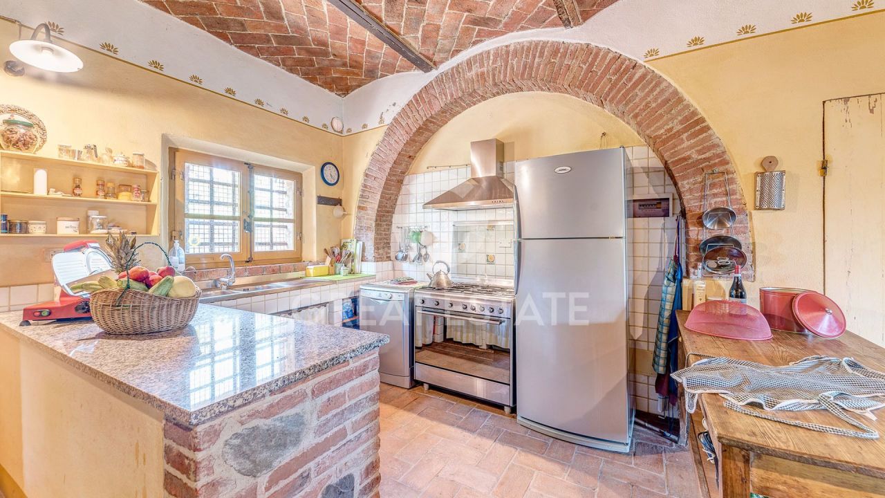 Maison à Foiano della Chiana, Italie, 484 m² - image 13