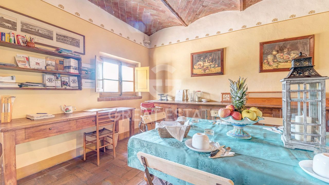 Maison à Foiano della Chiana, Italie, 484 m² - image 15