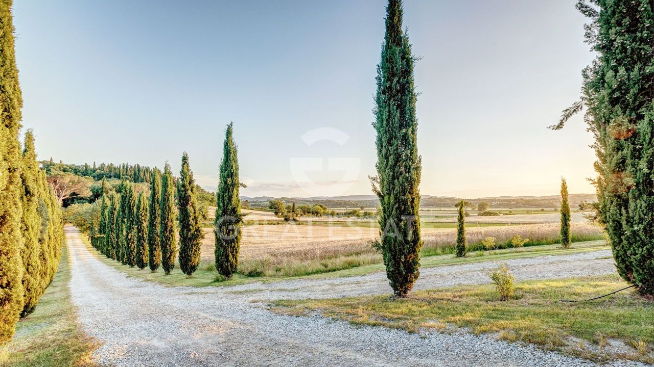 Maison à Foiano della Chiana, Italie, 484 m² - image 17
