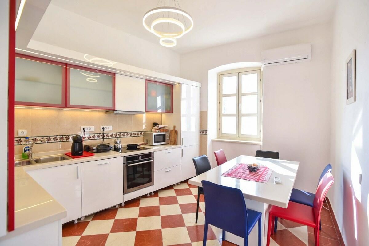 Piso en Budva, Montenegro, 86 m² - imagen 6