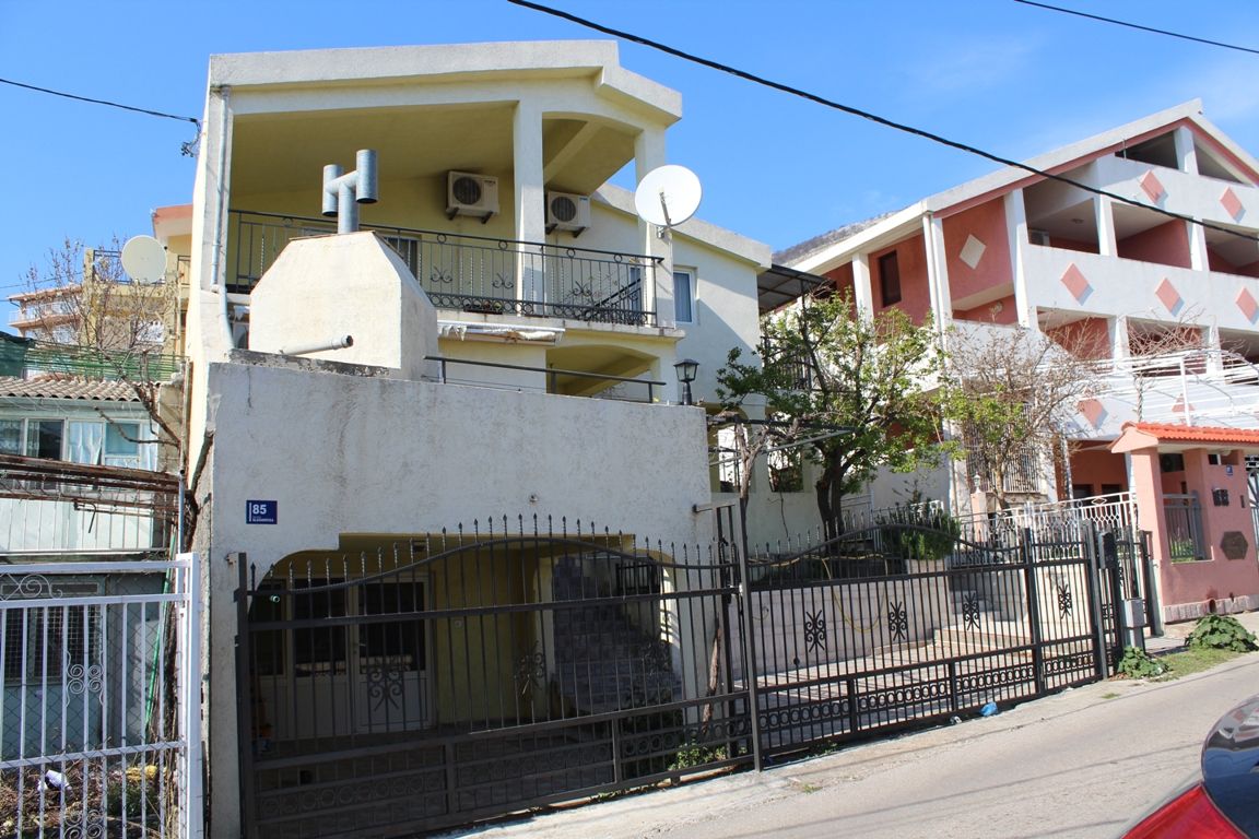 House in Susanj, Montenegro, 190 m² - picture 1